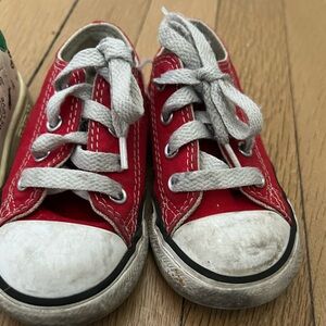 Converse Chuck Taylor All Star Low-Top Red Sneakers (6T)